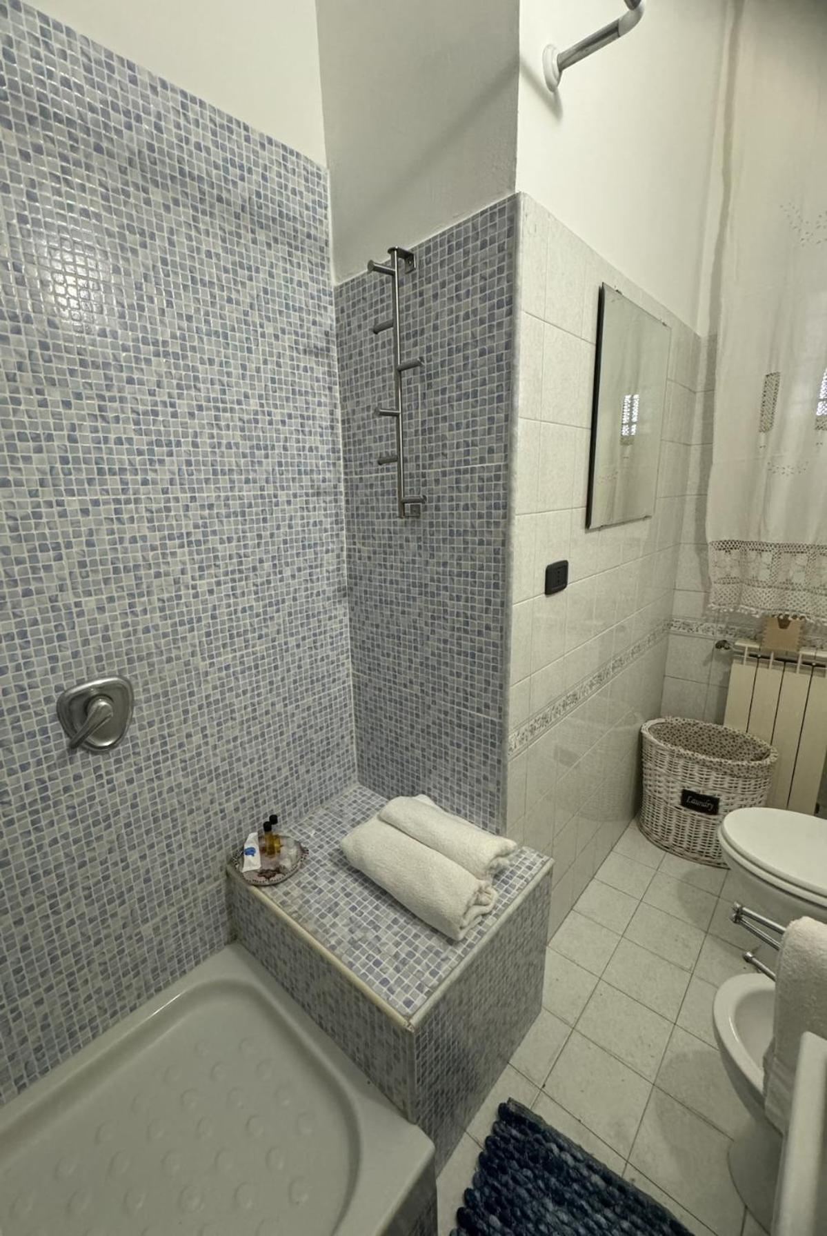 Apartment Sweethome Lisa Rom